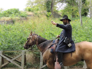 Mounted pointing at Fort Negley 14 Photo by Steve Mitchell